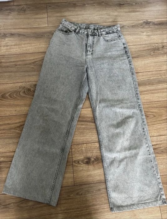 Spodnie damskie Baggy 40