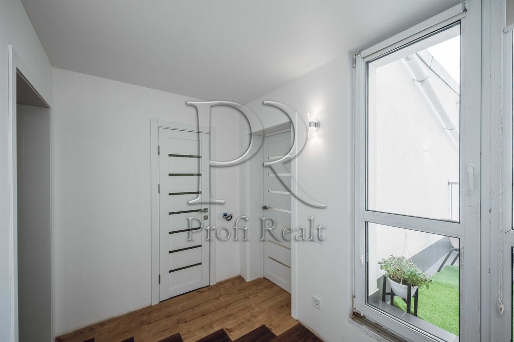 Продаж дворівневої квартири 73 м² з терасою в ЖК City Lake.