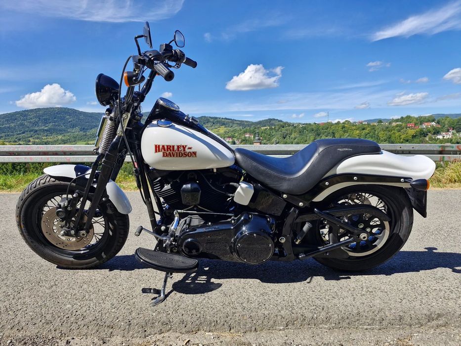 Harley-Davidson Softail Cross Bones