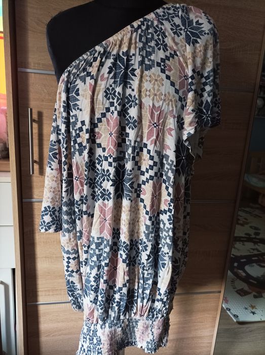 Zizzi, beżowa bluzka, tunika, koszula, oversize, w kwiaty, M
