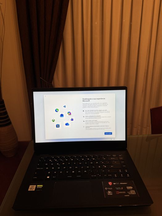 Portátil MSI GE66 raider 10sf