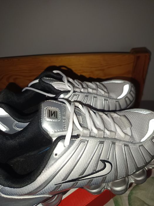 Nike Shox 42 Srebrno-biało-czarne