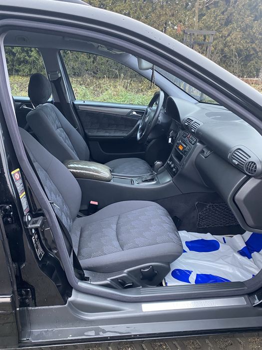 Mercedes C klasa 1.8 kompressor avantgarde 163km Automat z Niemiec