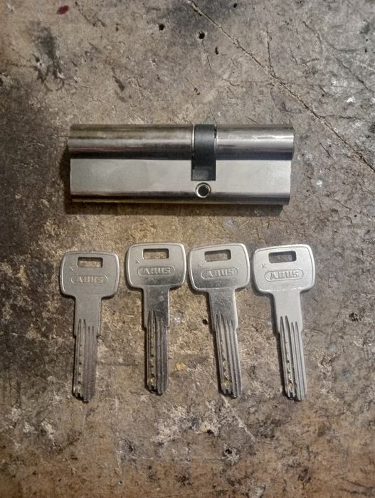 Wkładka do drzwi Abus + 4 klucze