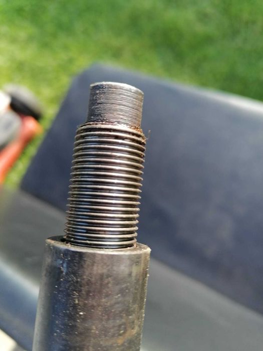 Żerdzie wiertnicze do wiertnic mechanicznych