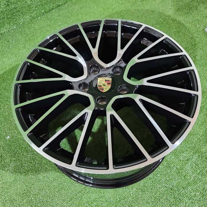 Диски R20 R21 5 x 130 CB71.6 Porsche Cayenne Panamera різноширокі DP07