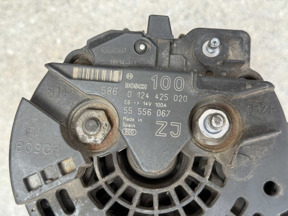 Генератор Opel Astra H Vectra C Zafira B 1.6 1.8