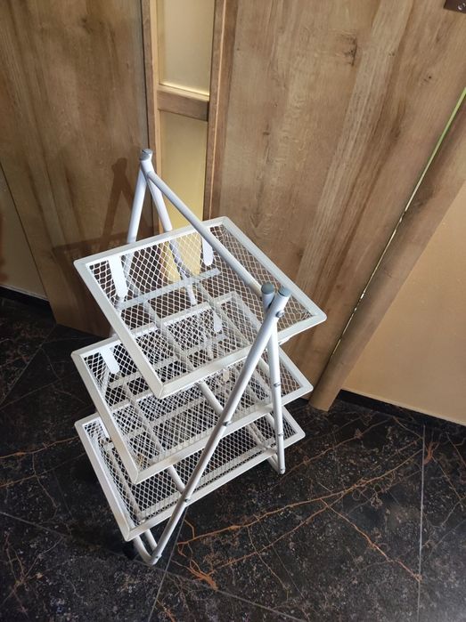 Szafka, regalik  na kółkach