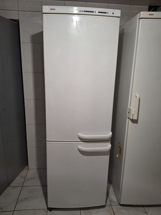 Двокамерний холодильник Bosch