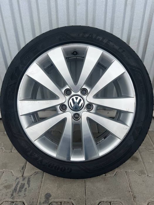 Диски Volkswagen 7R17 5x112 Dia 57.1 ET54 5KO 601 025R