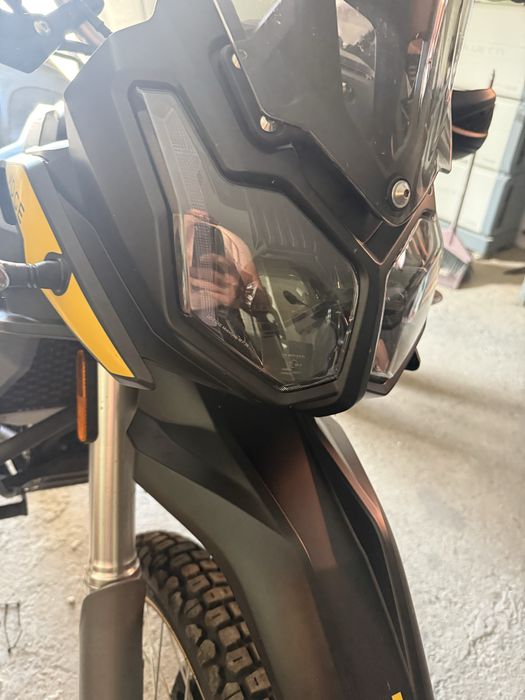 Voge 300 rally, black knight
