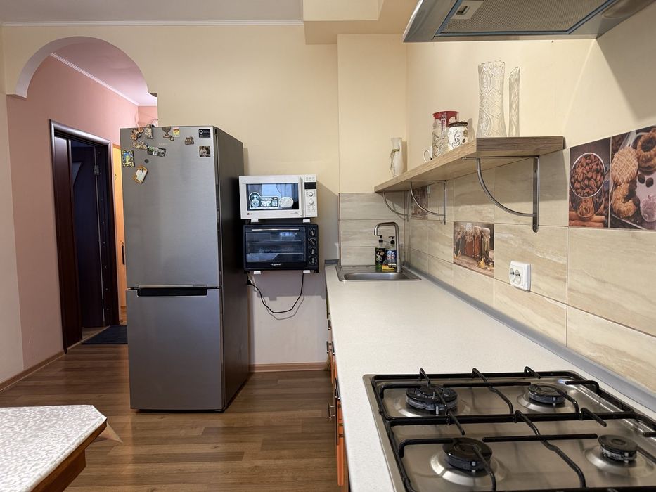 Сахарова, р-к Початок, квартира в новом газовом доме, лоджия