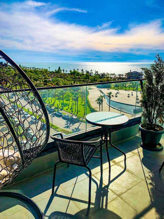 Нова, сучасна студія з неймовірним краєвидом (3071)