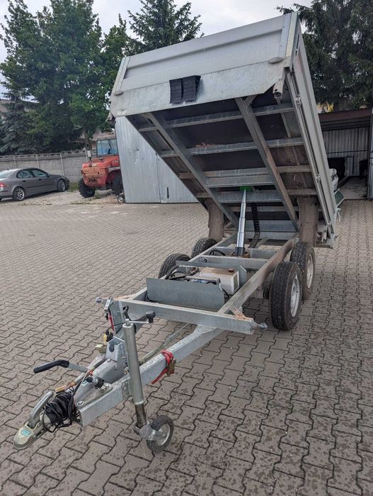 Przyczepa samochodowa wywrotka ładowność 2000kg 2t kiper 3 stronny
