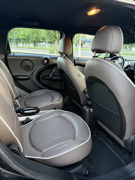 Стильний Mini cooper countryman