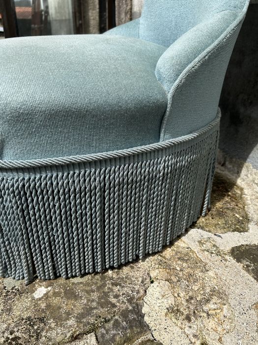 Senhorinha antiga em veludo