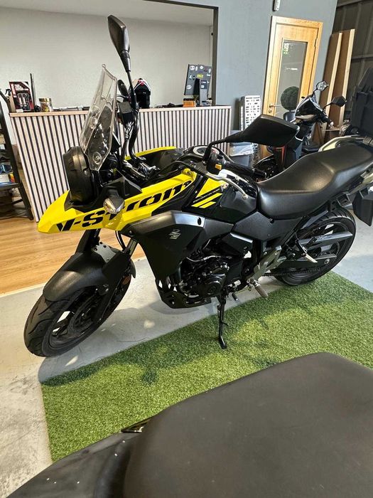 MOTO SUZUKI V-STROM 250CC ANO 2018