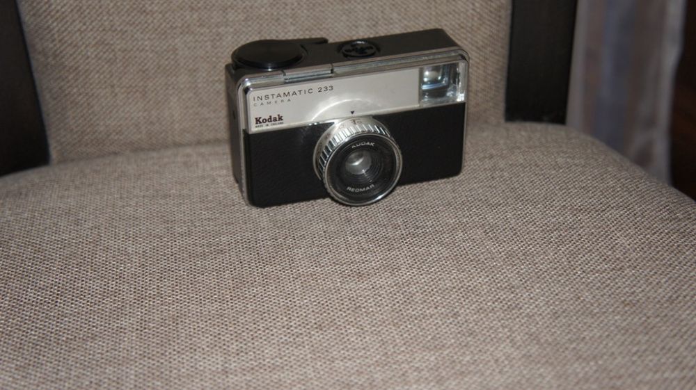 Stary aparat instamatic 233