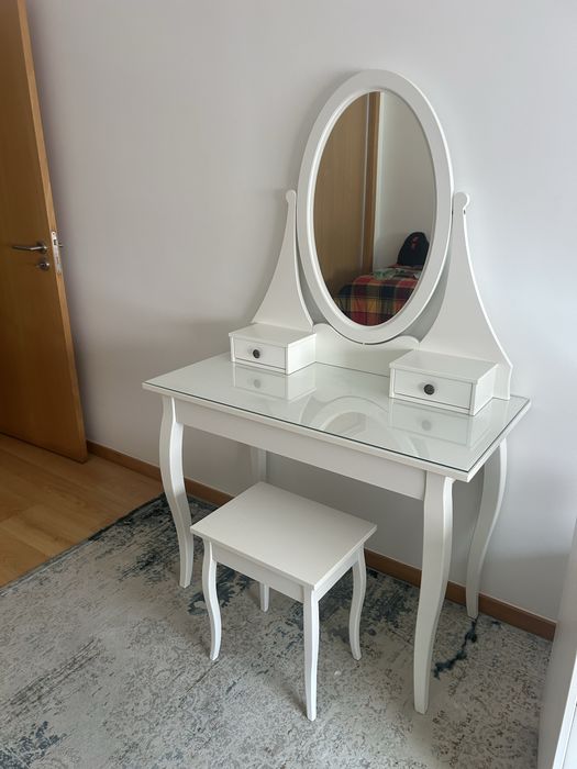 Toucador/Penteadeira +banco Ikea hemnes