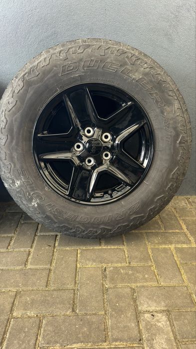 Jantes Jeep Wrangler Gladiator c/ pneus