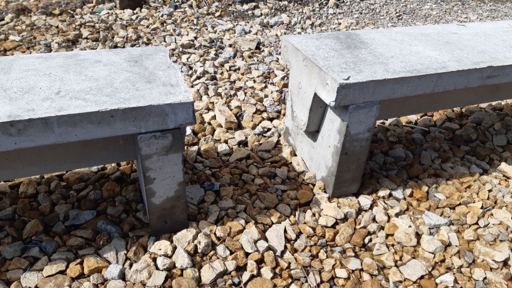 Podwalina, Belka podwalinowa, deska fundamentowa, bardzo solidna