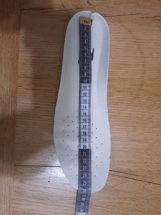 Чоловічі кросівки