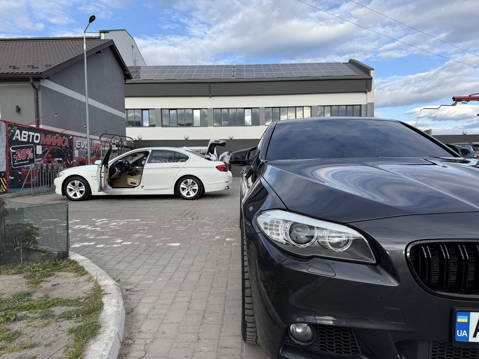 Продаж 535і BMW  2012 рік 3,0 Бензин