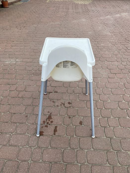 Fotelik do karmienia dla dziecka IKEA