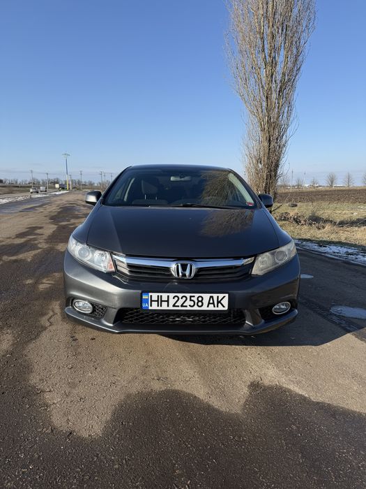 Honda Civic 1.8 AT •2013•