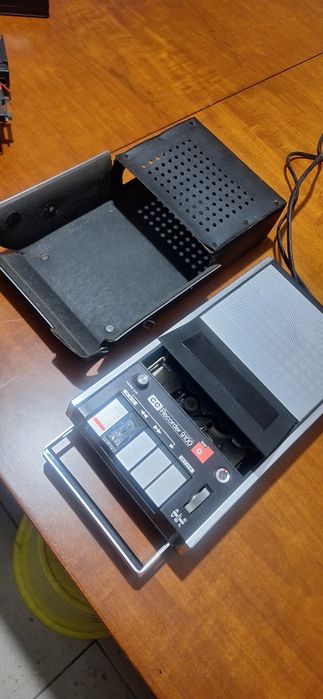 Gravador de cassetes BASF CC Recorder 9100 – anos 70 - Vender Rápido