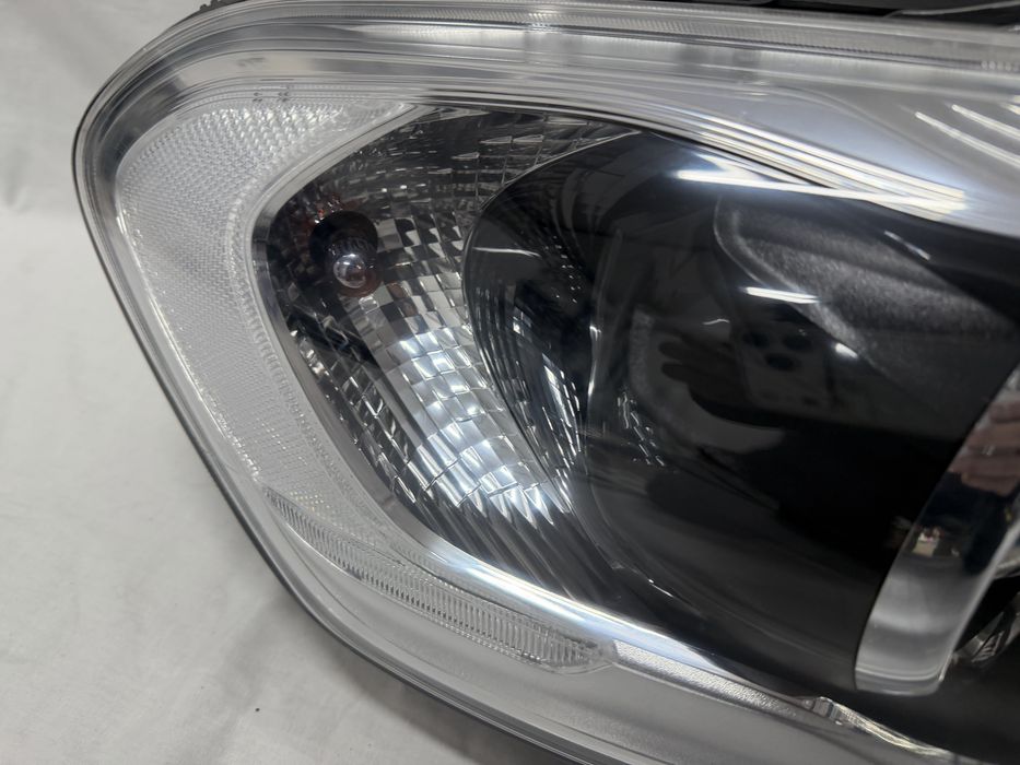 Lampa Prawy Przód VOLVO XC60 LIFT Xenon 13-17r.