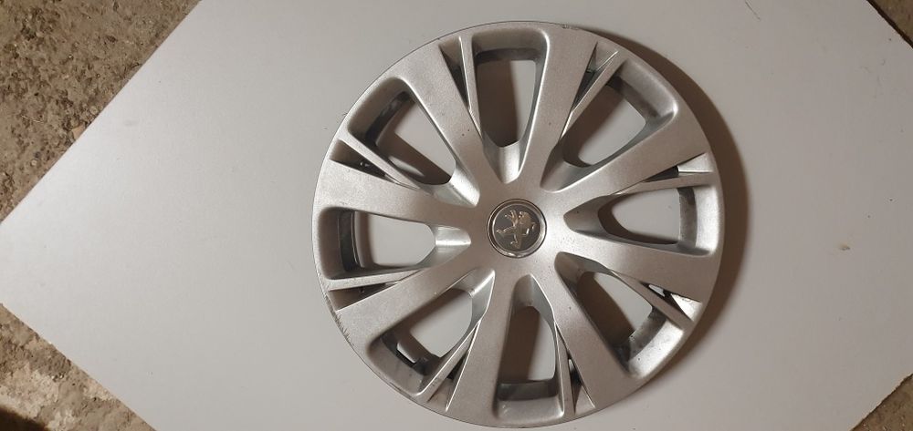 Oryginalne kołpaki '15 Peugeot 208