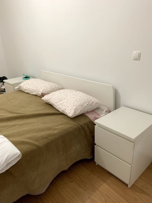 Vende-se mobilia quarto como nova