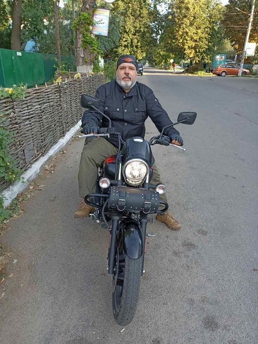 Мото bajaj avenger 220