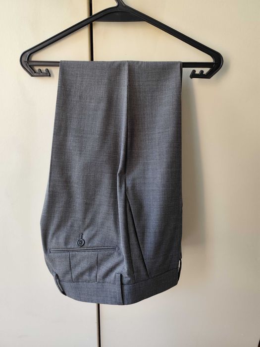 Fato Massimo Dutti novo