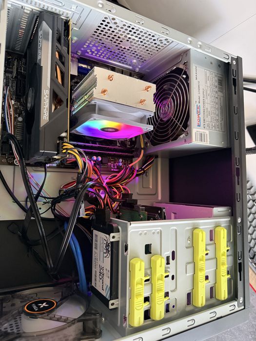 Компьютер Бюджетний ігровий Intel i5+16ddr+ssd 560 gb+R7 370x AMD