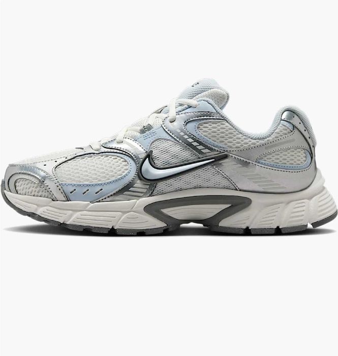 Оригінал! Кросівки Nike W V5 RNR HQ7901-103 EUR 39; EUR 40