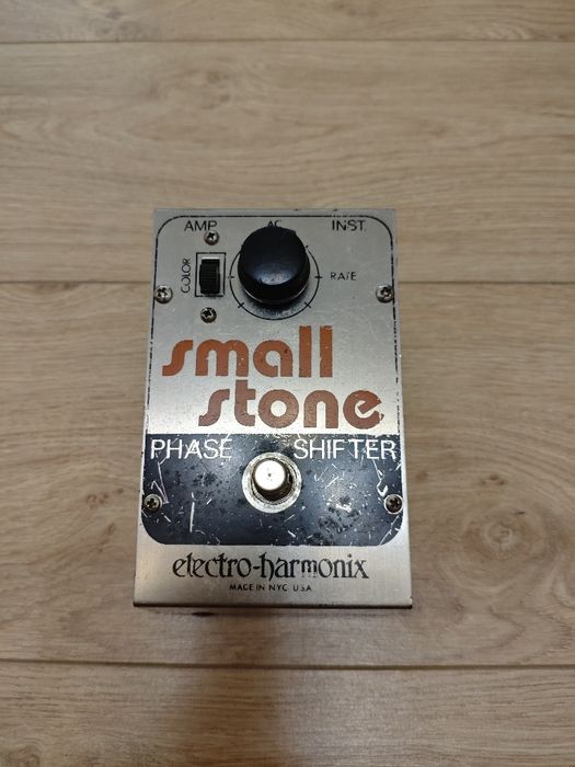 Electro-Harmonix Small Stone Phase Shifter 70s гітарна педаль файзе