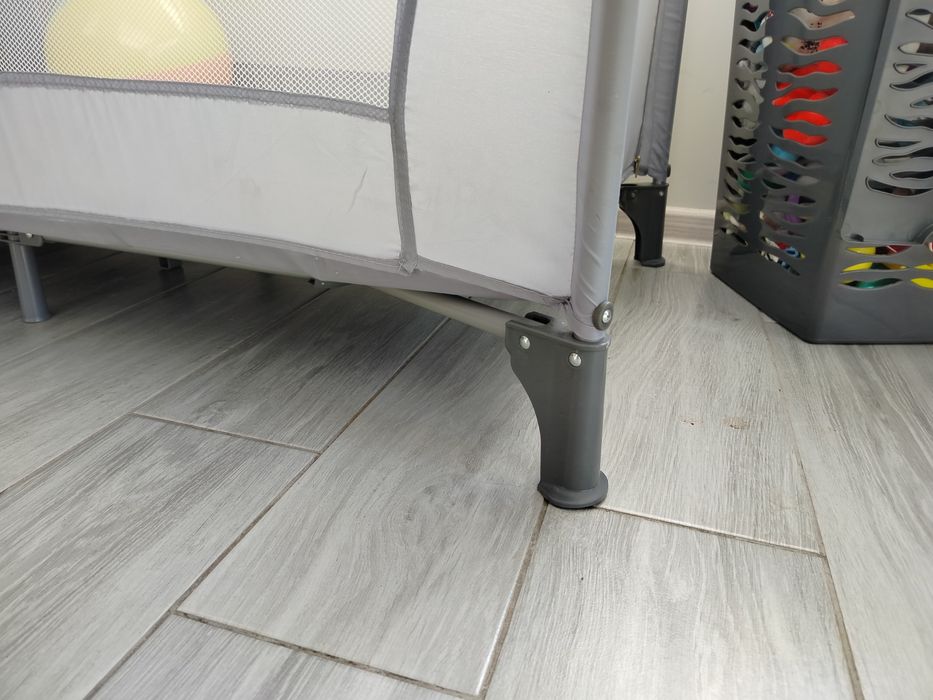 Łóżeczko turystyczne Momi