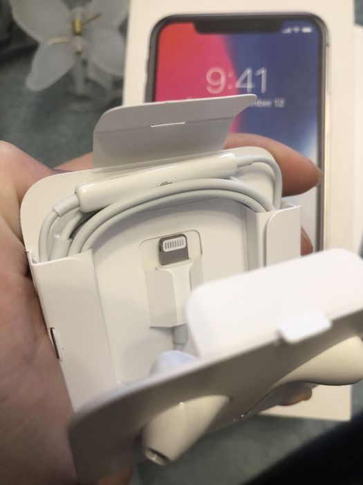 Навушники Apple iPhone EarPods with Mic Lightning