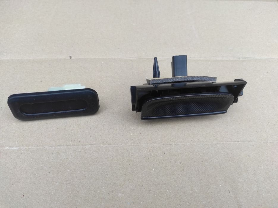 Ручка кнопка багажника Ситроен С4 Пикассо пежо