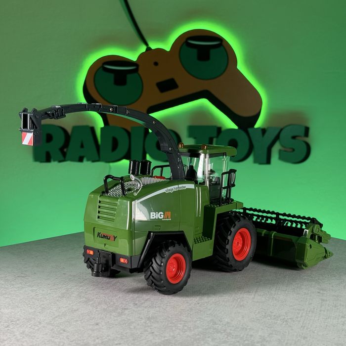 Комбайн на радіокеруванні John Deere. Комбайн на пульті управління