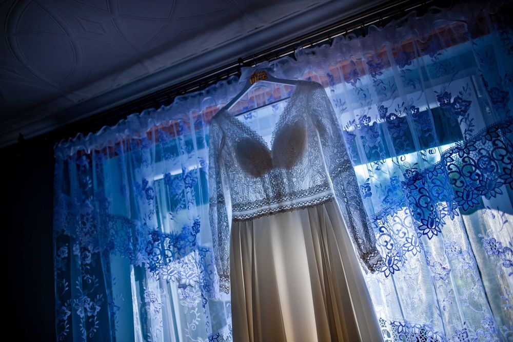 Suknia ślubna rozm. 42