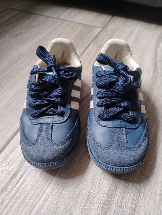 Buty adidas dziecięce