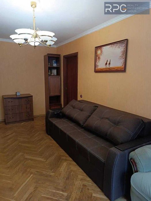 Продаж 2-к квартири, Печерськ, 2 поверх, вул. Євгена Коновальця