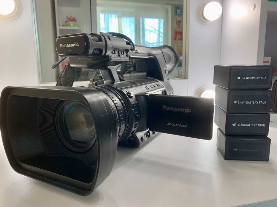 Відеокамера Panasonic AG-AC130AEM