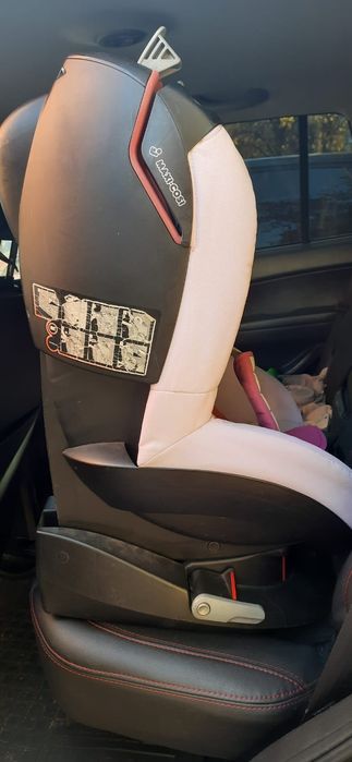 Дитяче авто крісло Maxi-cosi
