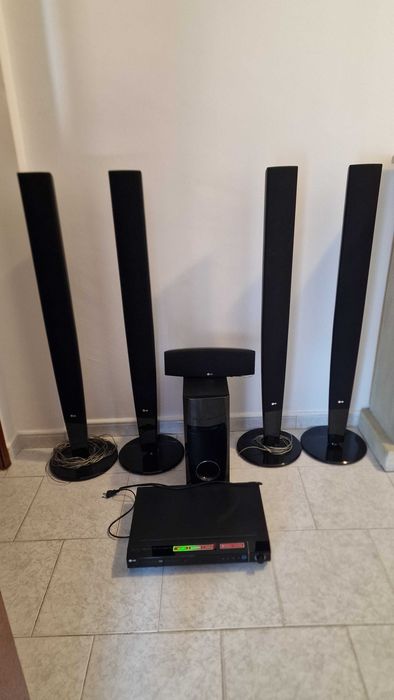 Sistema som LG surround 6 speakers