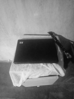 Продам ноутбук на запчасть