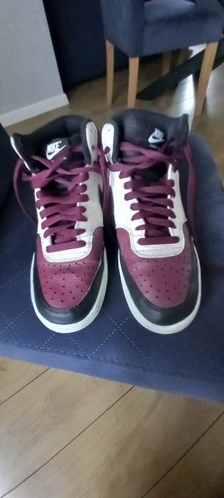 Nike Air Jordan.
